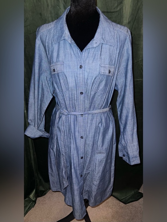 Old Navy Dresses & Skirts - VINTAGE - Old Navy - Blue Belted Button-Front Shirt Dress